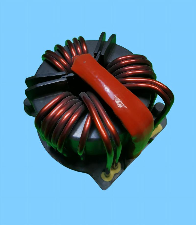 Multiphase common-mode choke for drives and automation